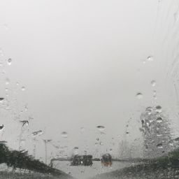 雨天除雾开内循环还是外循环