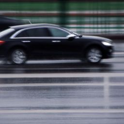 奔驰雨刮条如何更换